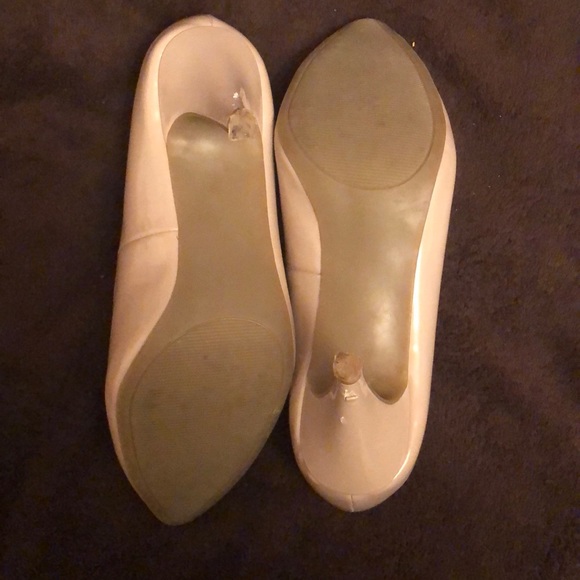 Nude Heels - Picture 3 of 4